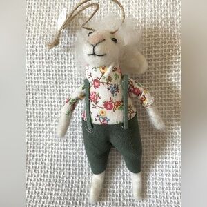 NWT Sheep felt ornament